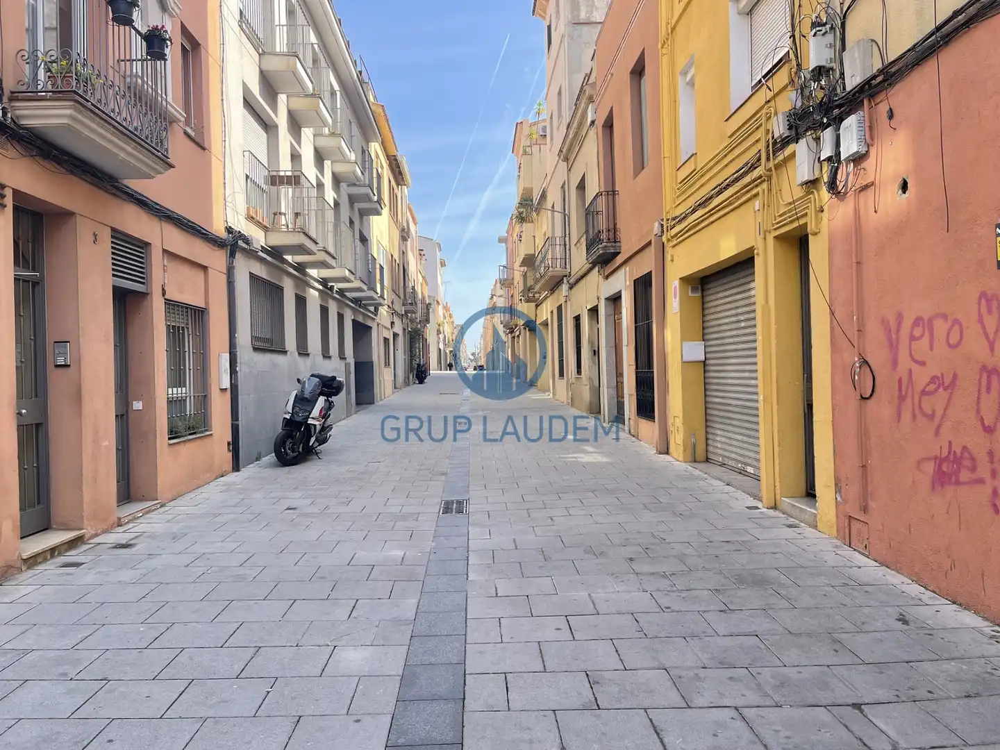 Exterior view of Flat for sale in Mataró  with Air Conditioner, Storage room and Oven
