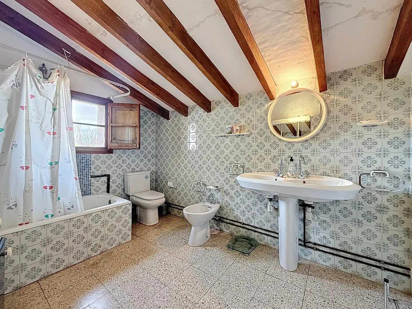 Baño de Finca rústica en venta en Castalla con Jardín privado, Terraza y Piscina