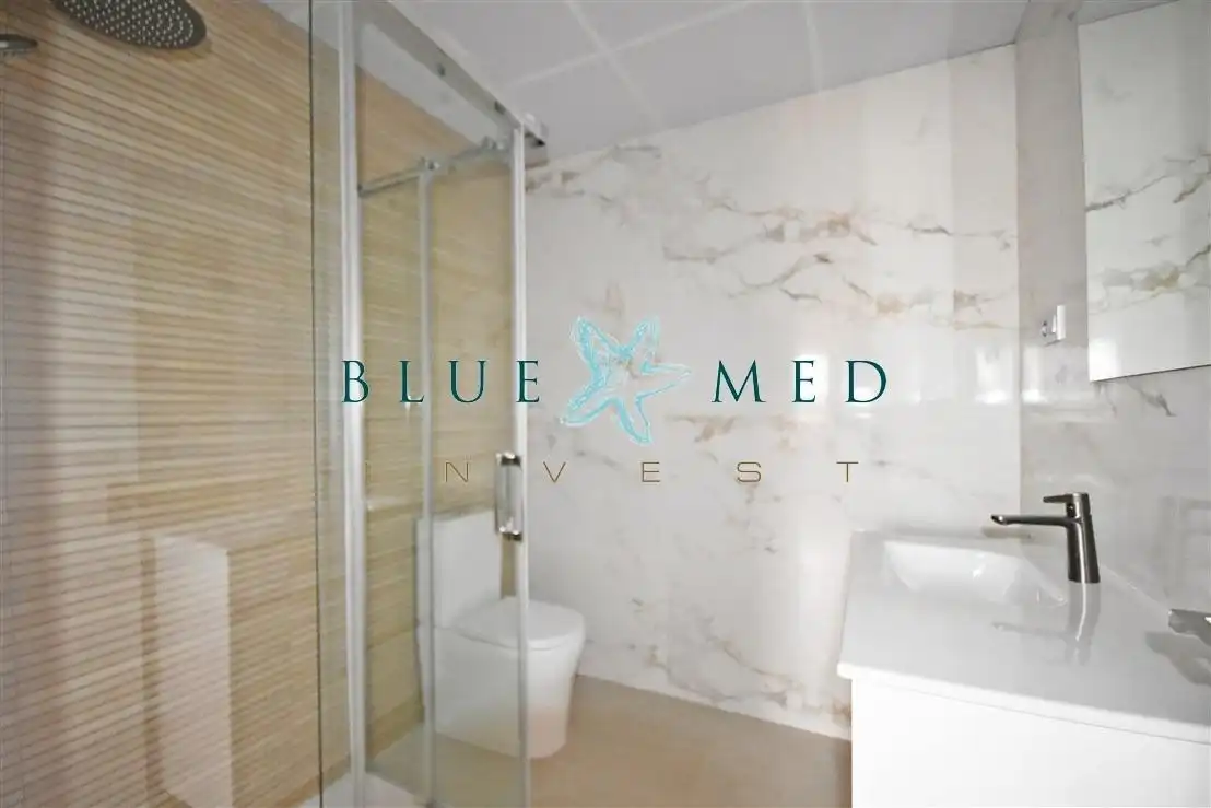 Bany de Apartament en venda en Mazarrón amb Moblat i Piscina comunitària