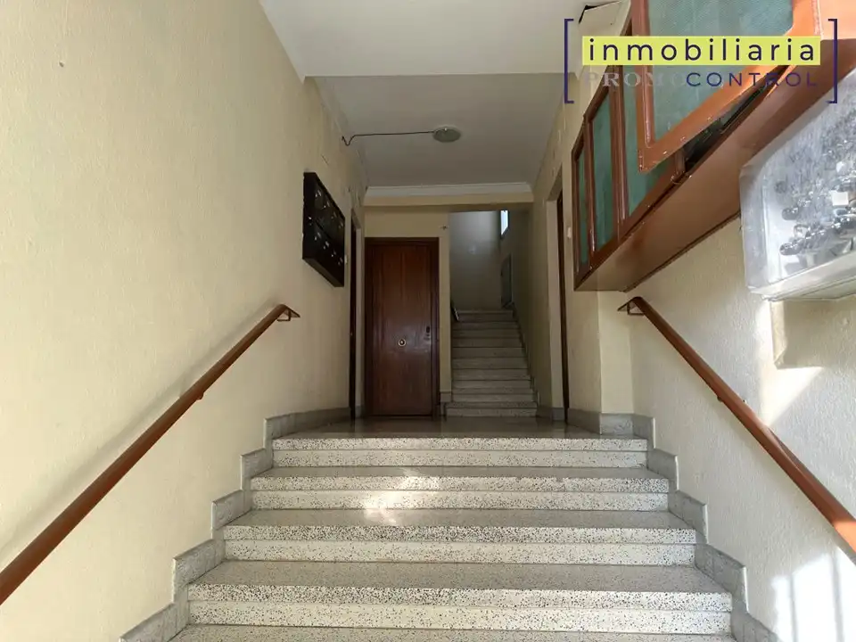 Piso en venta en Zuera con Aire acondicionado, Calefacción y Amueblado