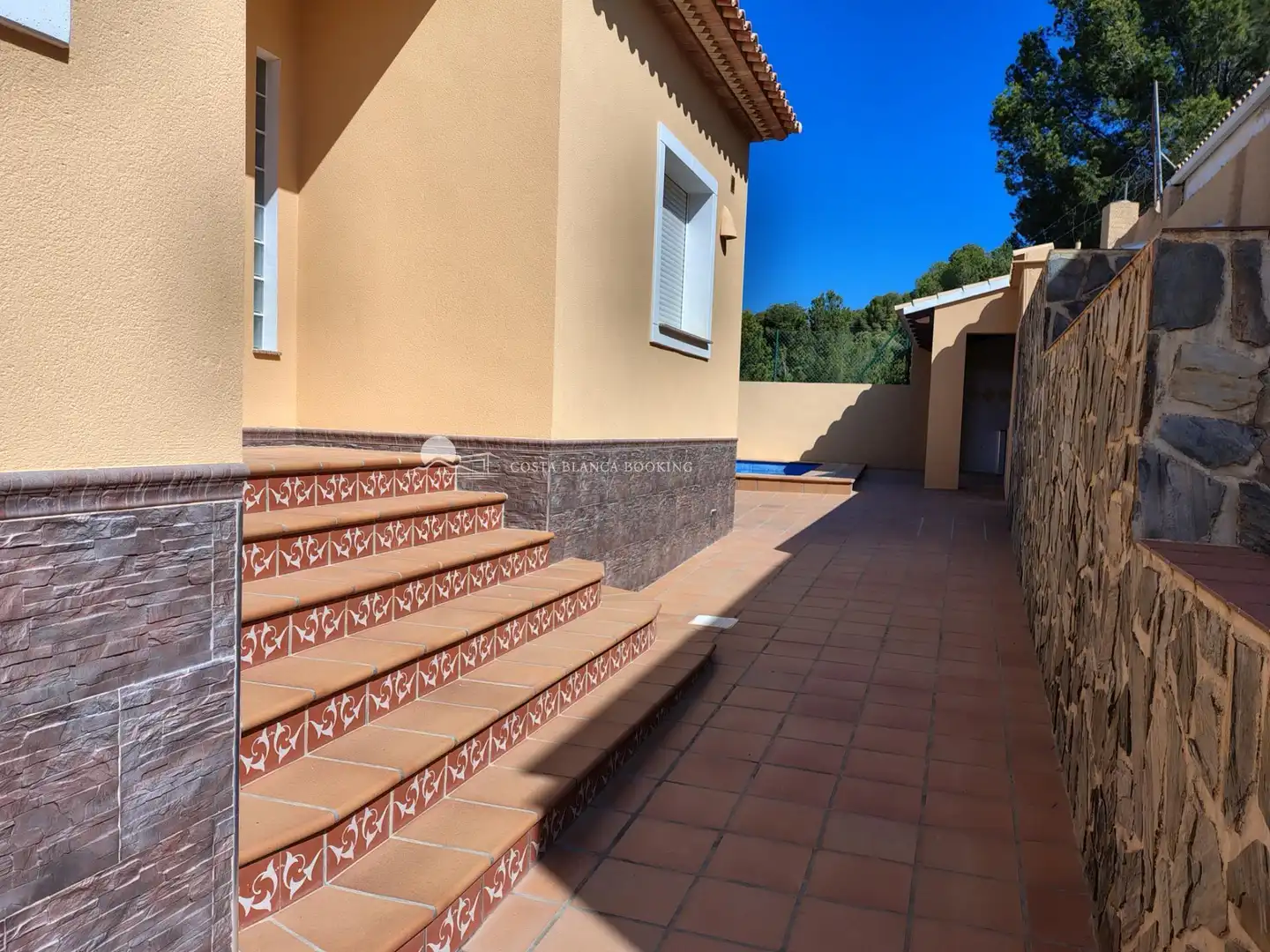 Terrassa de Casa o xalet en venda en L'Alfàs del Pi amb Calefacció, Jardí privat i Terrassa