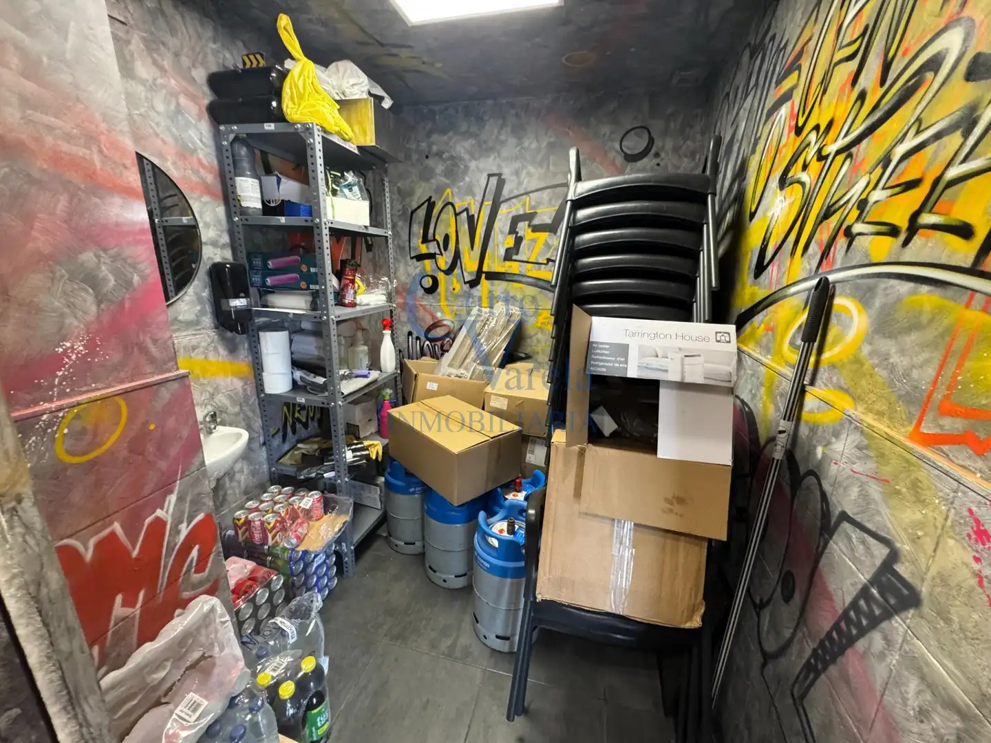 Commercial properties for rent in Dos Hermanas  with Air Conditioner