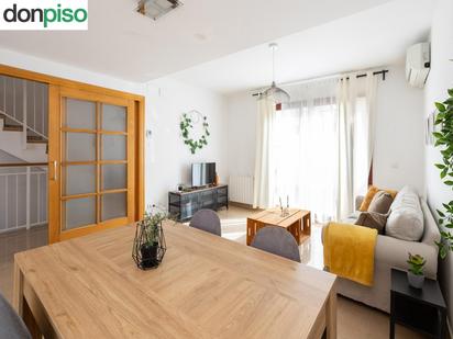 Living room of Single-family semi-detached for sale in Armilla  with Air Conditioner, Terrace and Balcony
