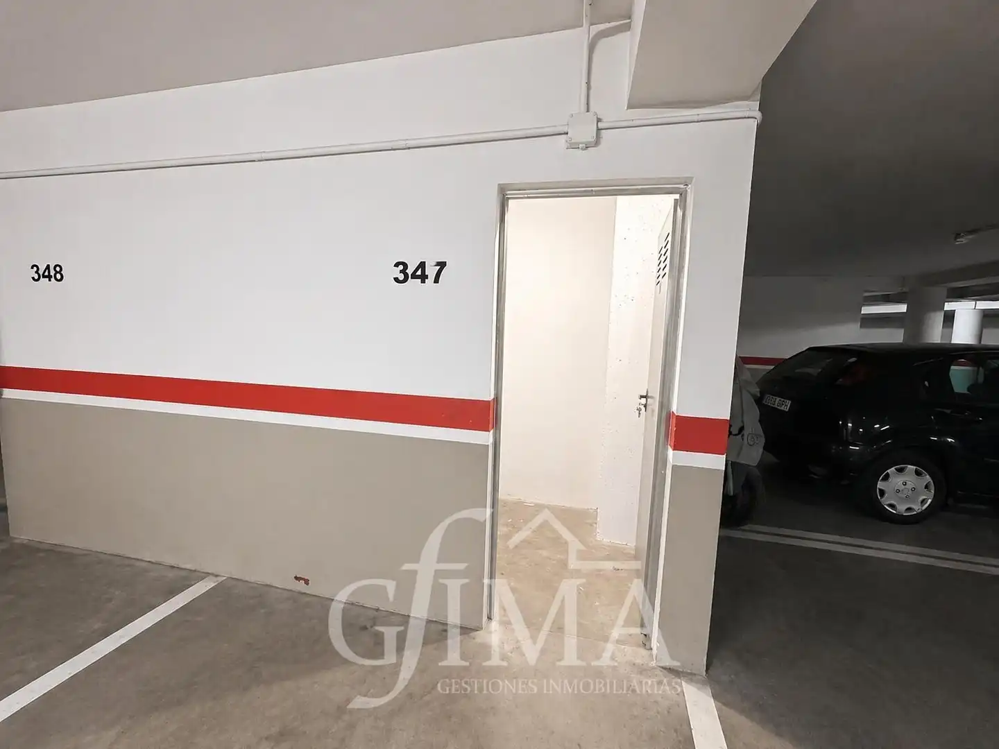 Parking of Flat for sale in Tomelloso  with Air Conditioner, Heating and Parquet flooring