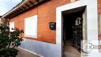 Vista exterior de Casa adosada en venda en Huecas