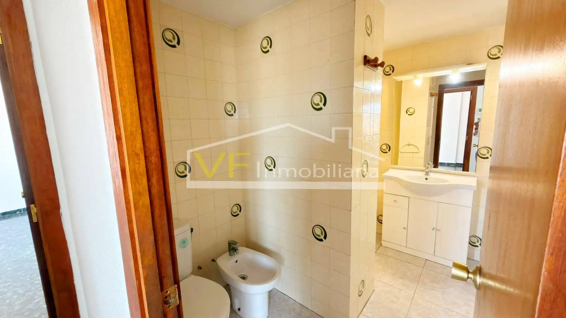 Bathroom of Flat for sale in Málaga  with Balcony and Community pool
