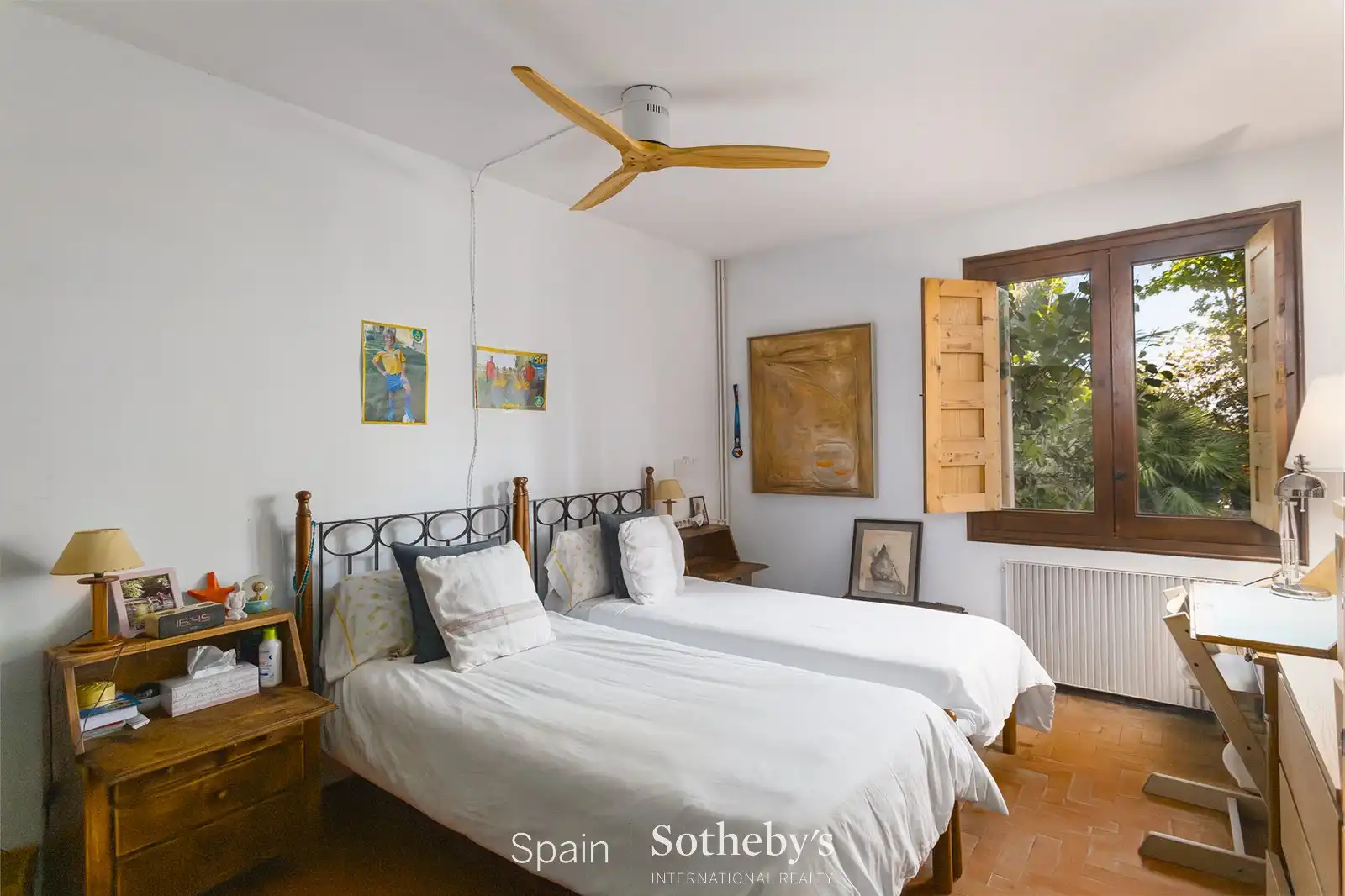 Bedroom of Country homes for sale in Premià de Dalt  with Air Conditioner, Heating and Private garden