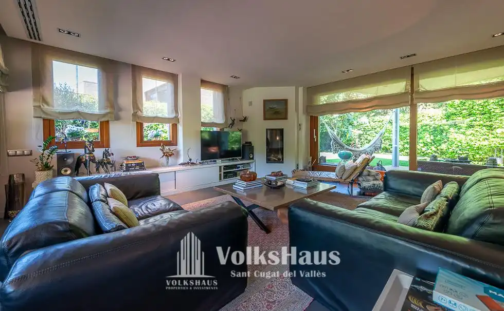 Wohnzimmer von Haus oder Chalet zum Verkauf in Sant Cugat del Vallès mit Klimaanlage, Heizung und Privatgarten