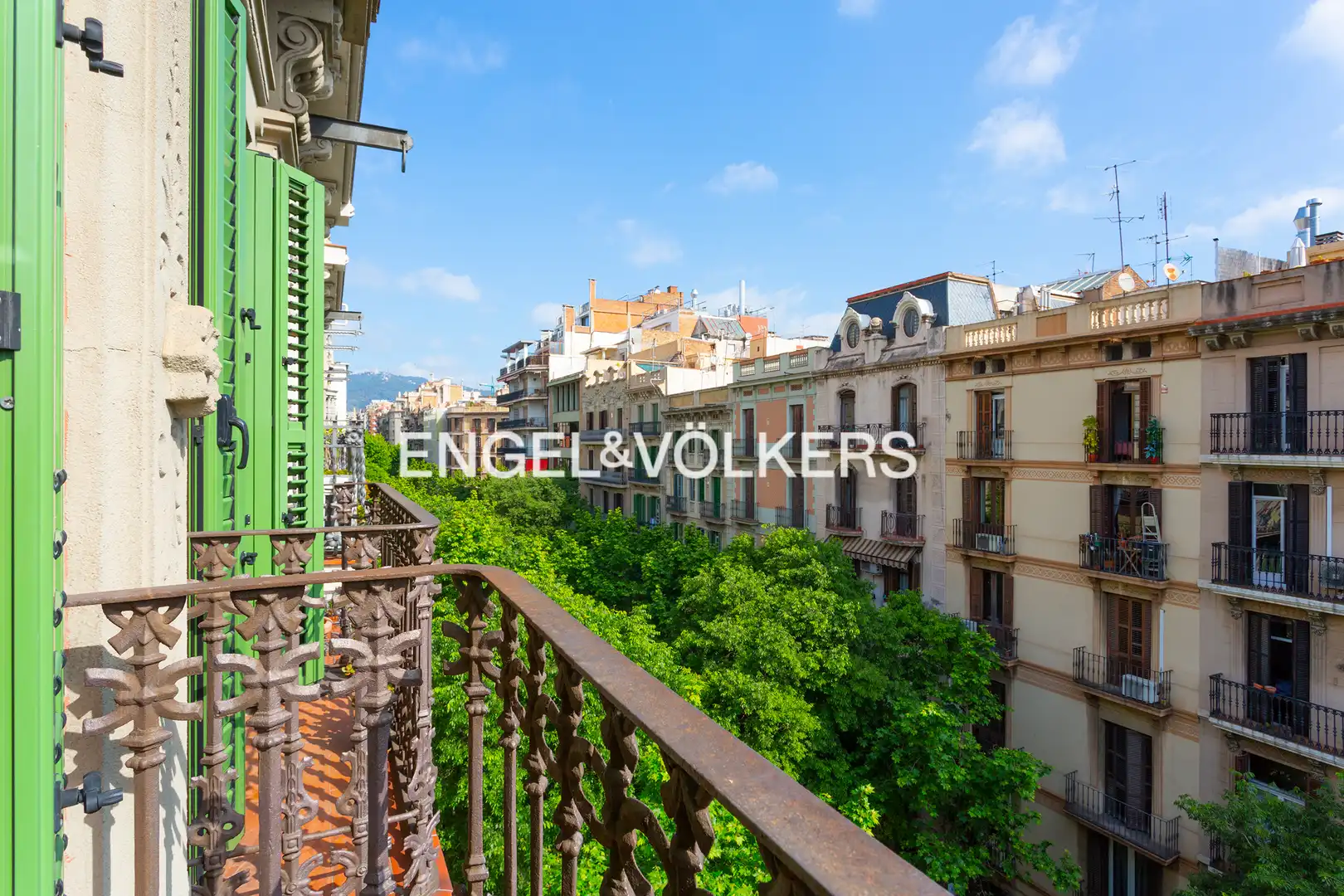 Vista exterior de Pis en venda en Barcelona amb Aire condicionat, Calefacció i Parquet