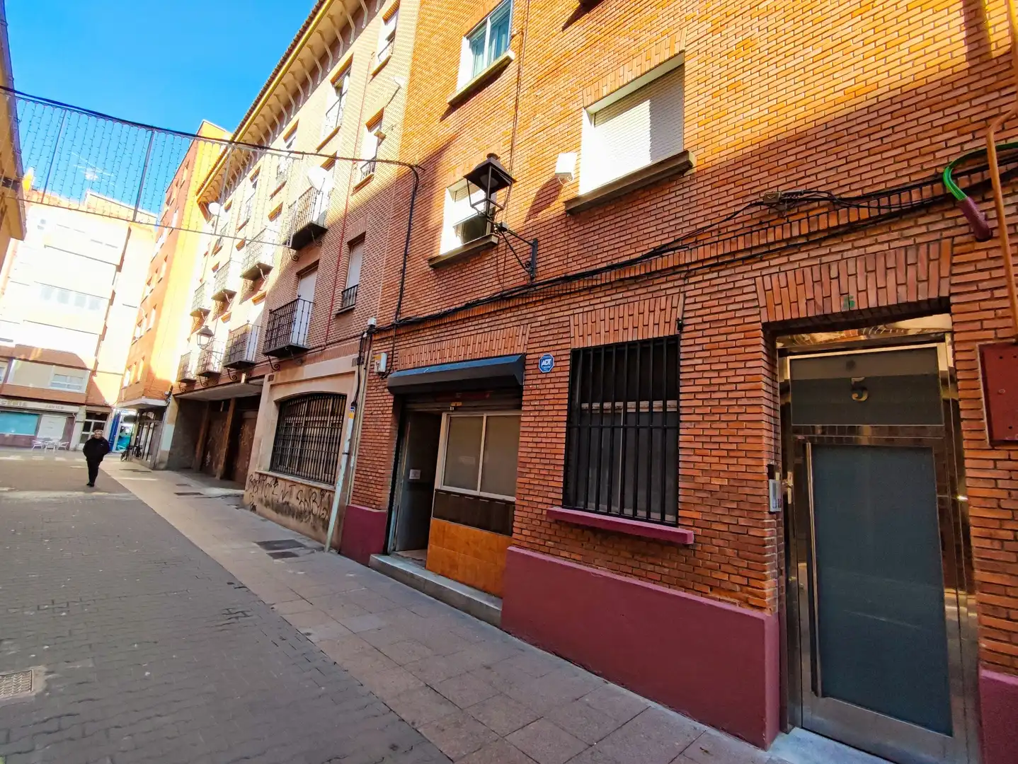 Vista exterior de Local en venta en Palencia