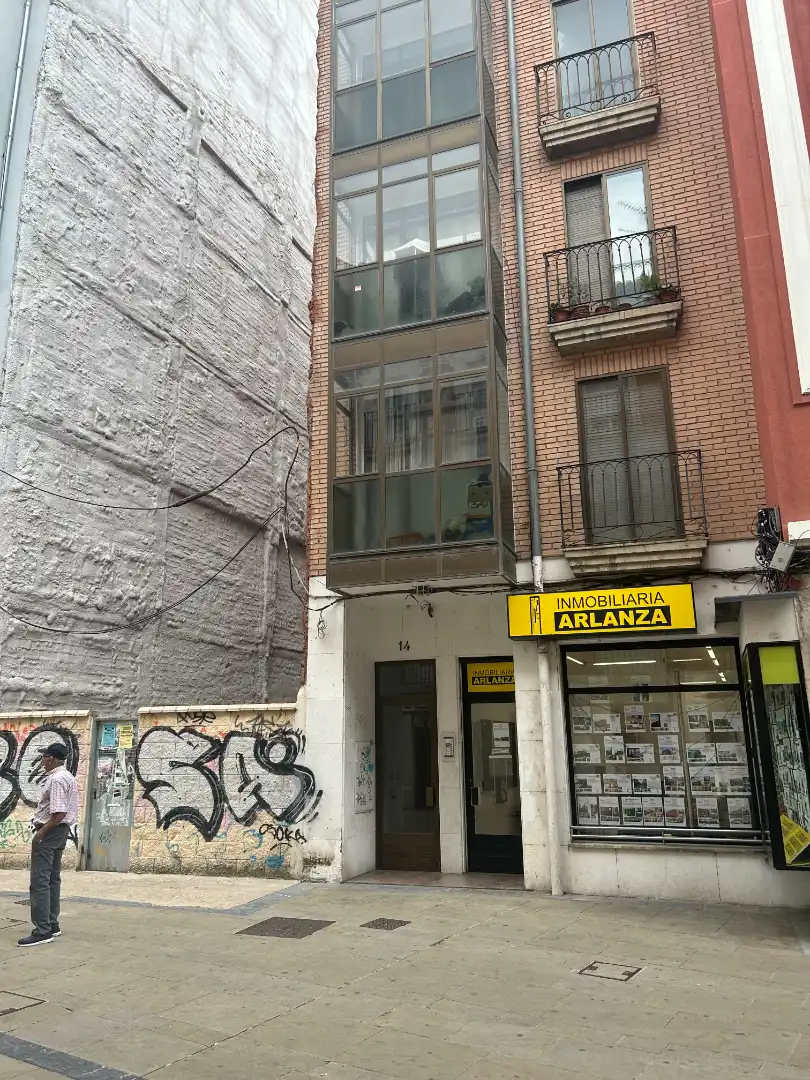 Außenansicht von Residential zum Verkauf in Burgos
