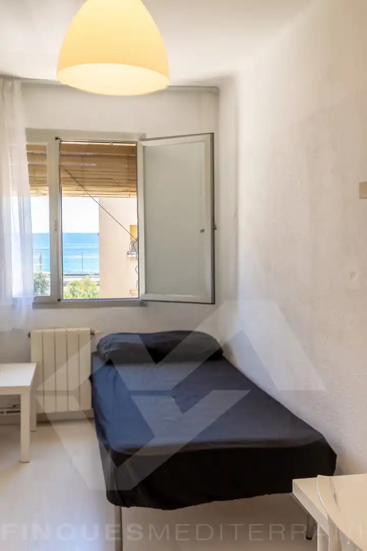 Schlafzimmer von Wohnung zur Miete in Tarragona mit Klimaanlage, Heizung und Parkett