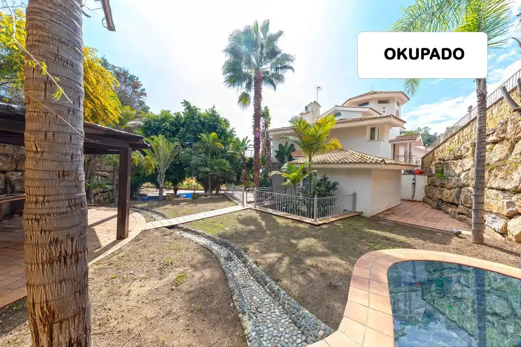 Vista exterior de Casa o chalet en venta en Benahavís con Aire acondicionado, Calefacción y Jardín privado