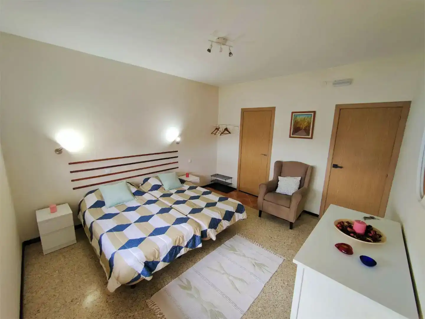 Dormitori de Apartament de lloguer en Las Palmas de Gran Canaria amb Moblat i Balcó