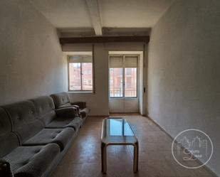 Sala d'estar de Pis en venda en Ávila Capital