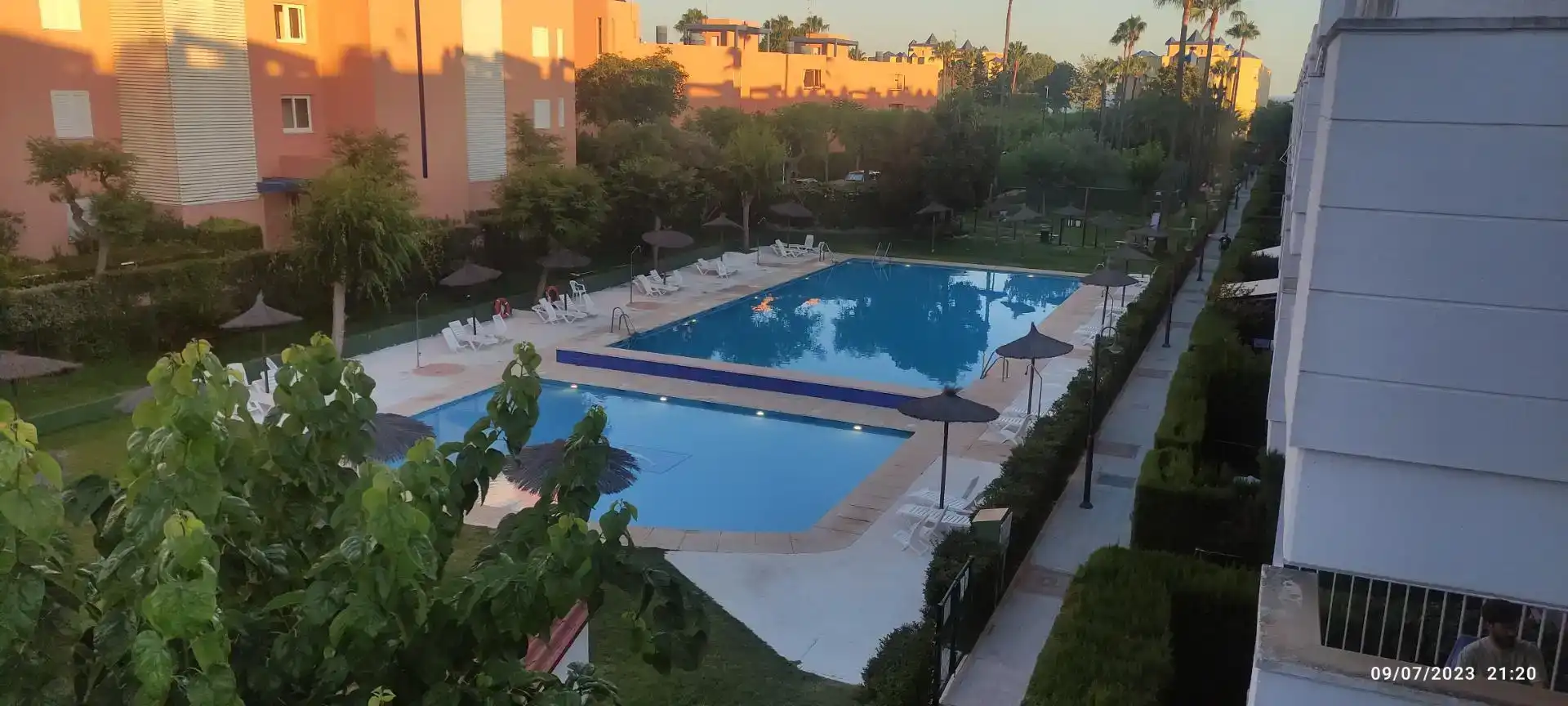 Schwimmbecken von Maisonette zur Miete in Islantilla mit Schwimmbad und Balkon