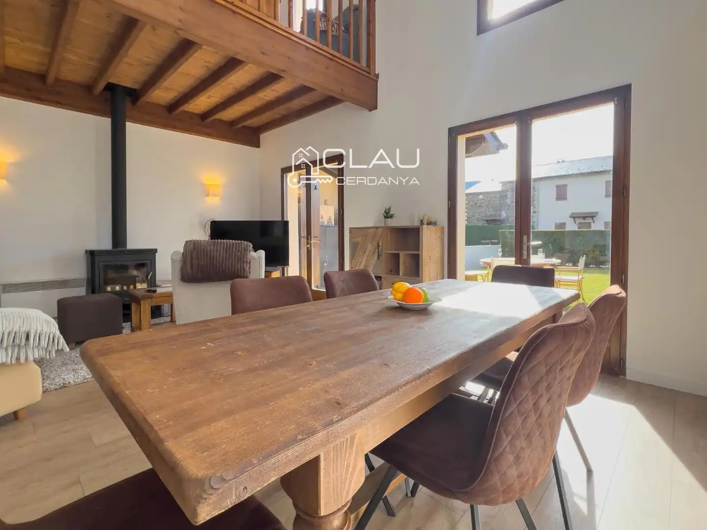 Detached homes for rent in Osséja  with Heating, Private garden and Parquet flooring