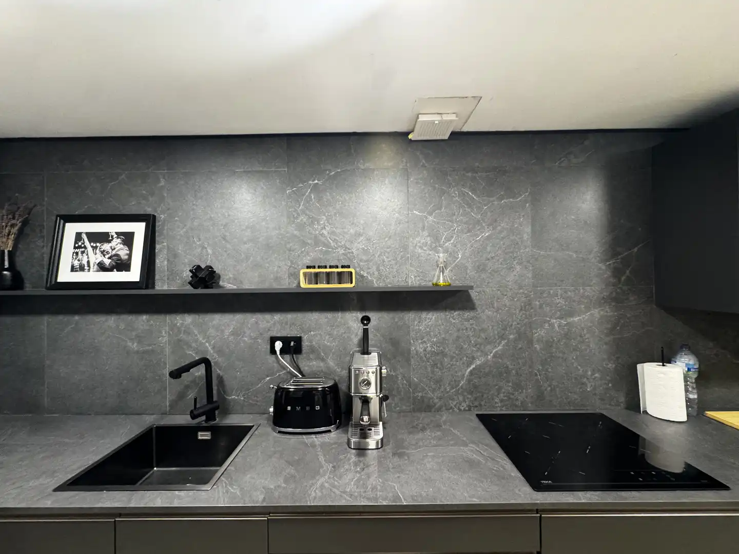 Cocina de Ático en venta en Castell d'Aro, Platja d'Aro i s'Agaró con Calefacción, Terraza y Amueblado