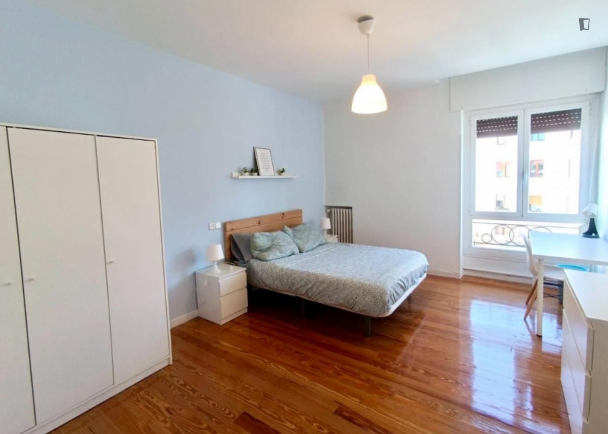 Apartament per a compartir a 1º Ensanche