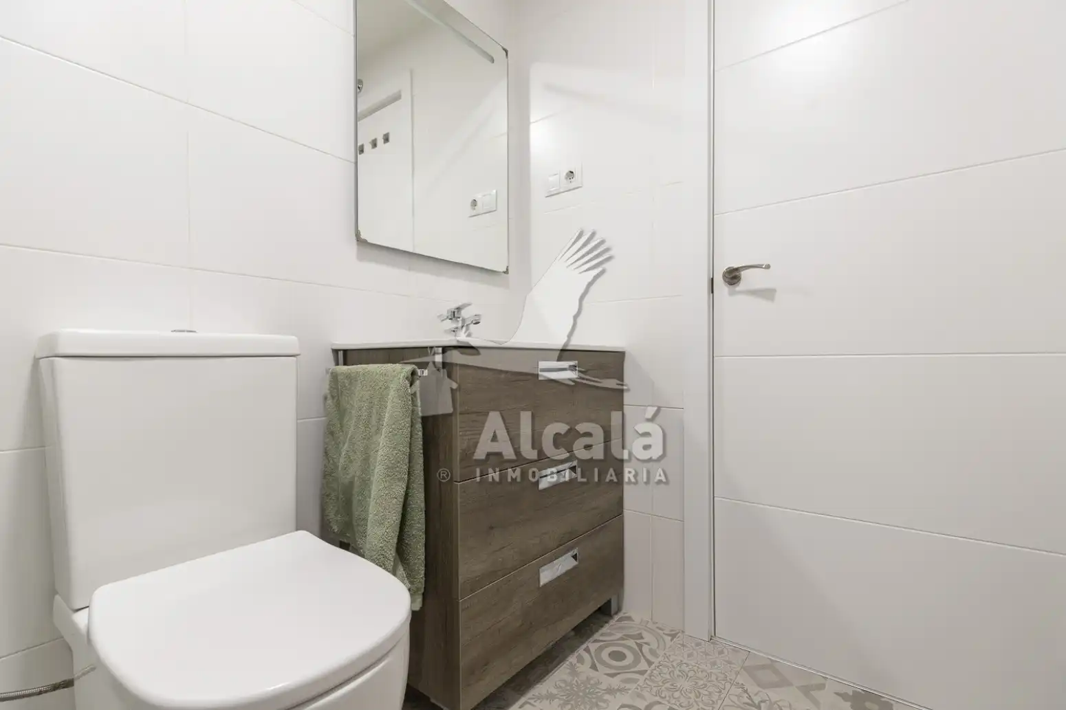 Bathroom of Flat for sale in Azuqueca de Henares  with Air Conditioner and Heating