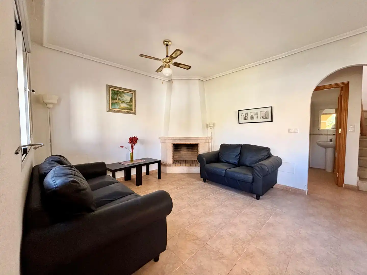Sala d'estar de Casa o xalet en venda en Algorfa amb Jardí privat, Terrassa i Moblat