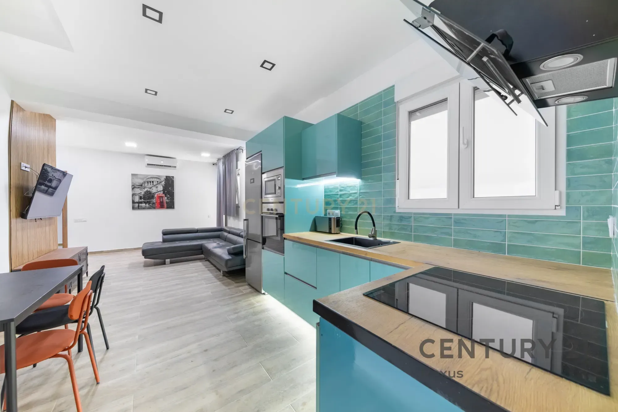 Kitchen of Flat for sale in Badalona