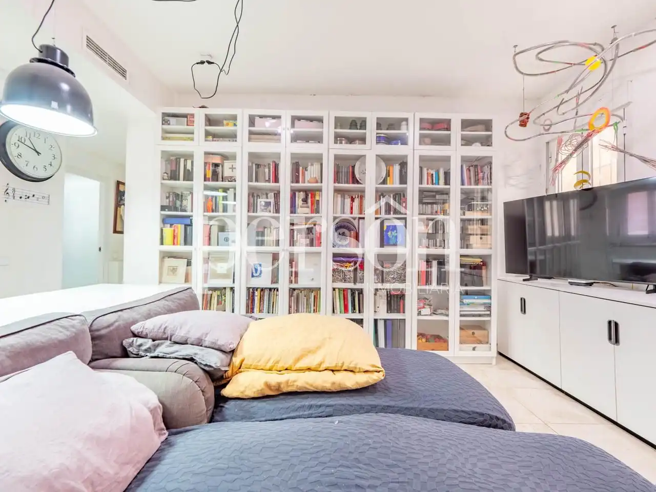 Habitación de Planta baja en venta en Valencia con Aire acondicionado, Amueblado y Internet