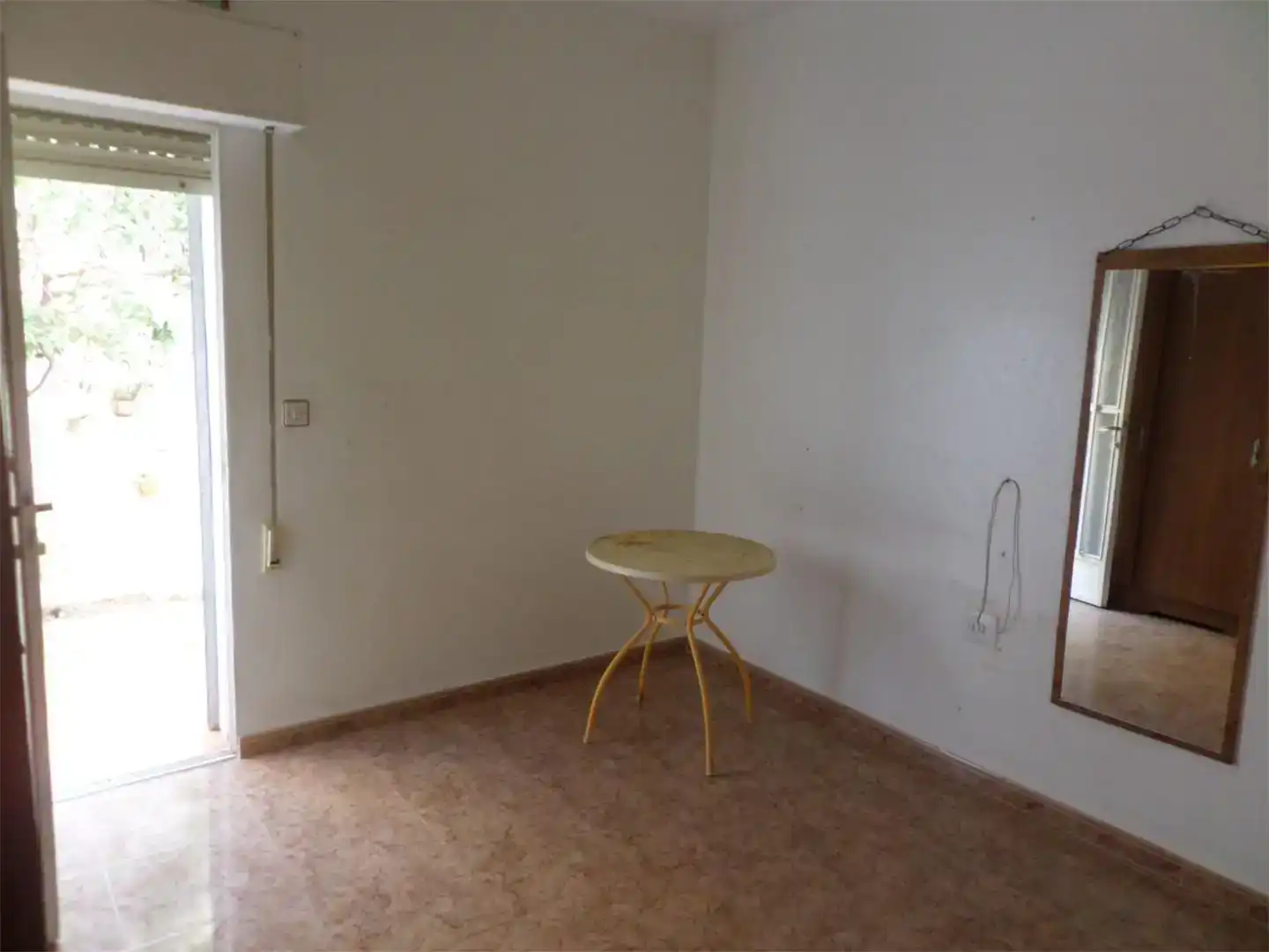 Flat for sale in Berja  with Air Conditioner