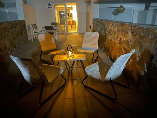 Casa-chalet en Alquiler en N/A, -1 en Alemanes