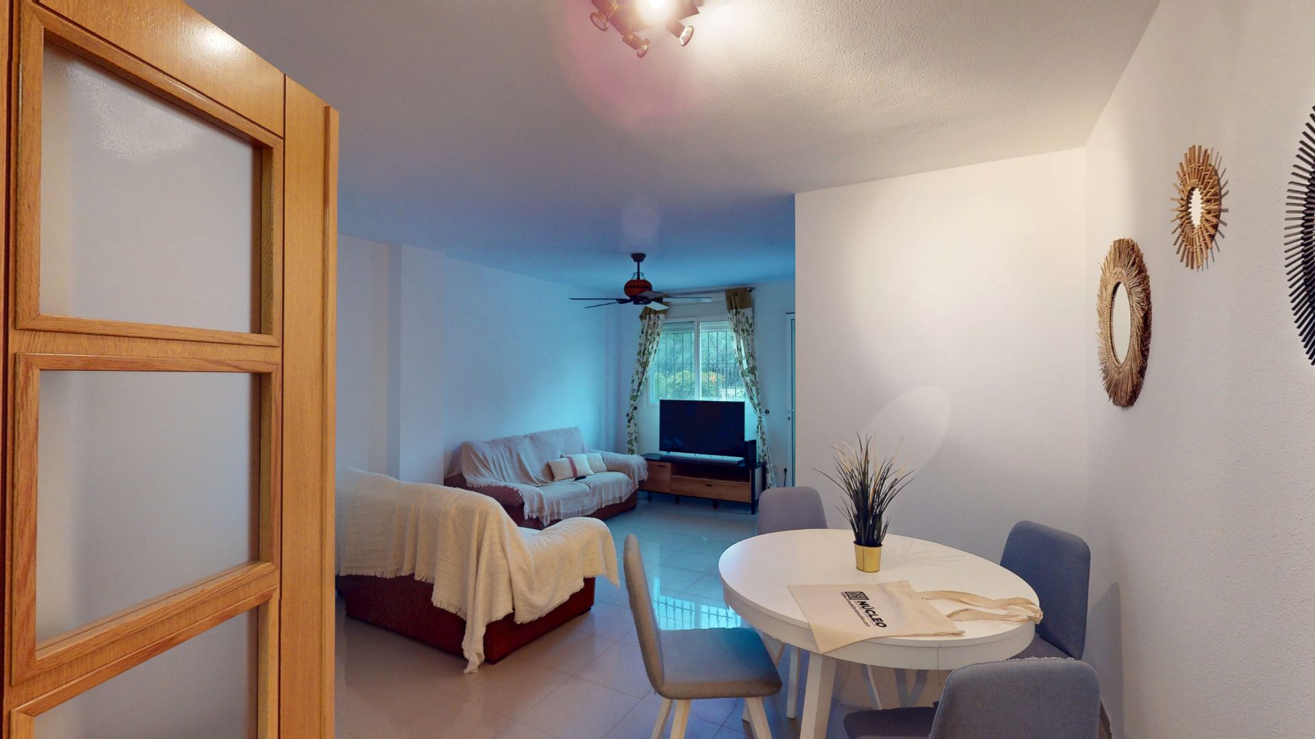 Sala de estar de Piso en venta en Roquetas de Mar con Aire acondicionado, Calefacción y Terraza
