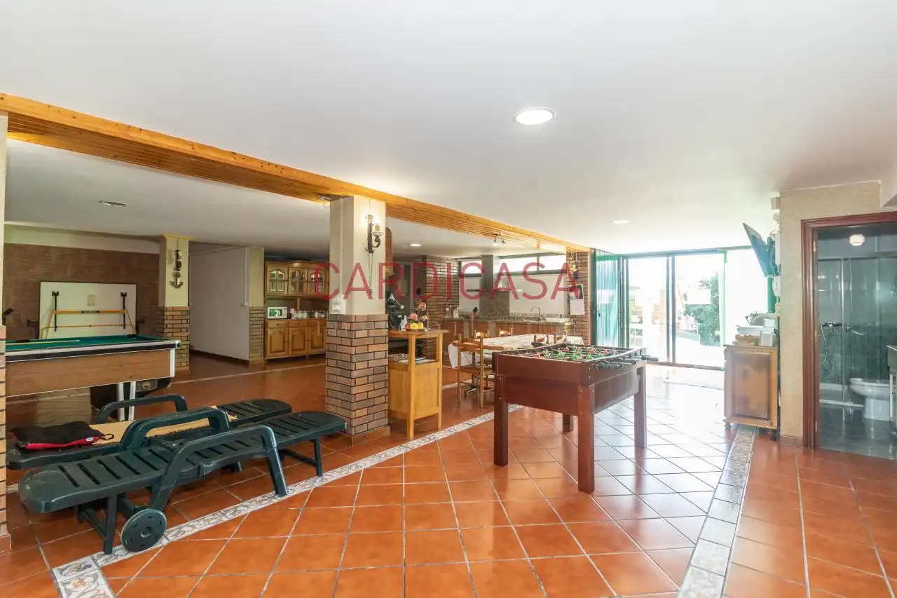Casa o chalet en venta en Vigo  con Calefacción, Jardín privado y Parquet