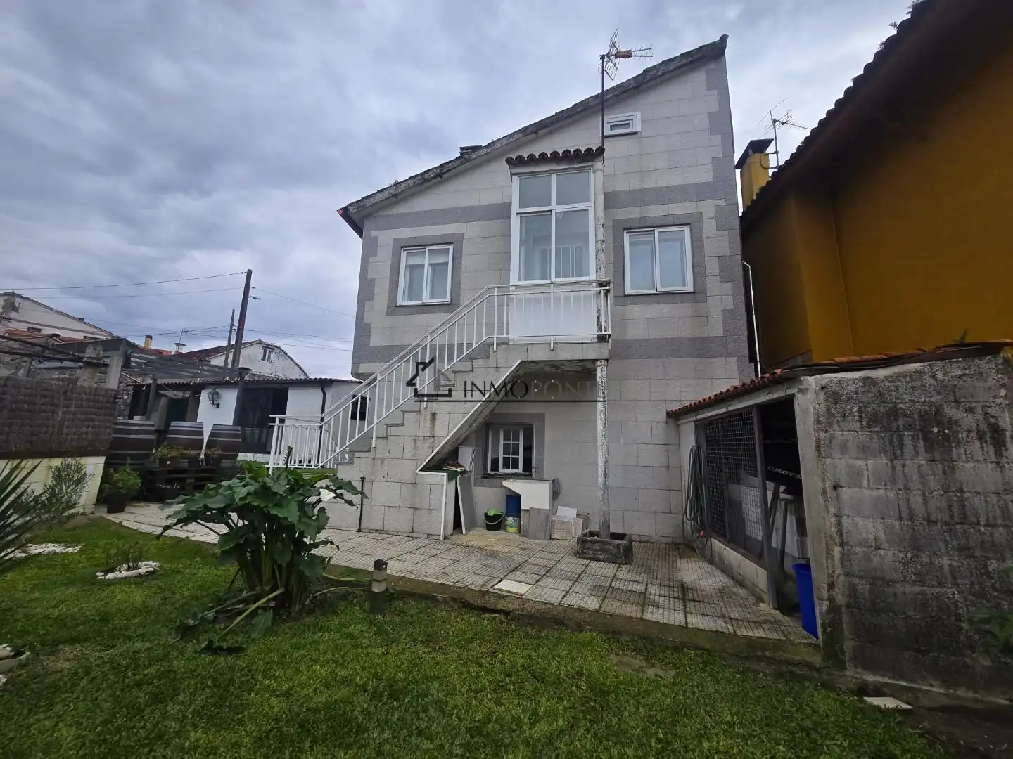 Vista exterior de Casa o chalet en venta en Poio con Jardín privado