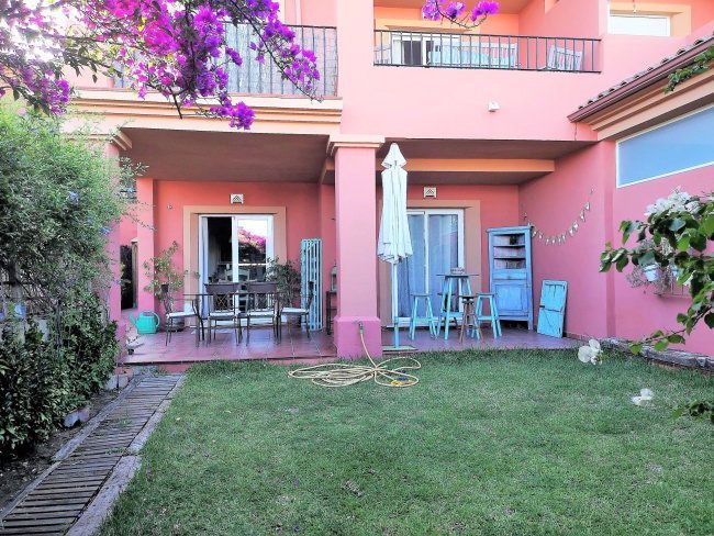 Single-family semi-detached for sale in San Enrique - Guadiaro -  Pueblo Nuevo