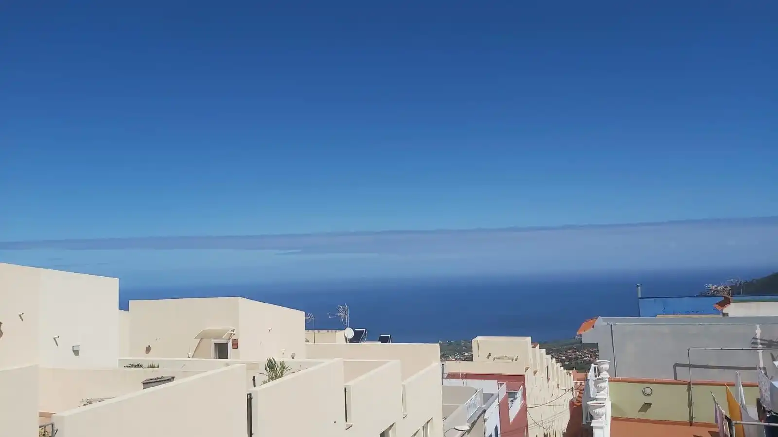 Vista exterior de Casa o chalet en venta en La Orotava con Terraza y Balcón