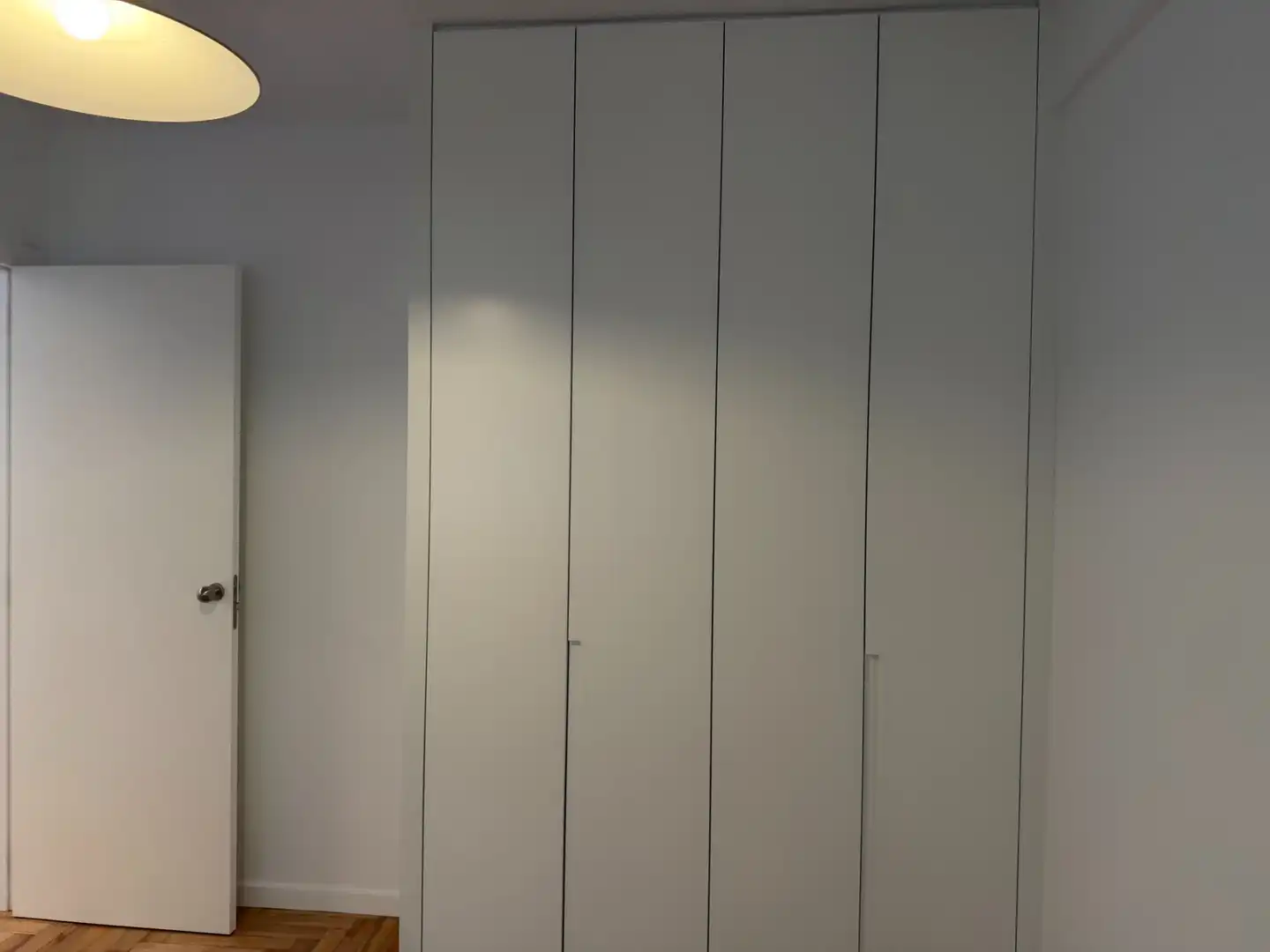 Habitación de Piso de alquiler en Vigo  con Calefacción, Parquet y Trastero