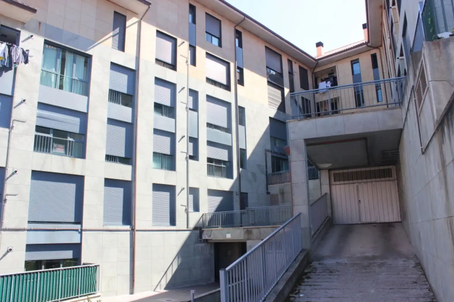 Vista exterior de Garaje en venta en Liérganes