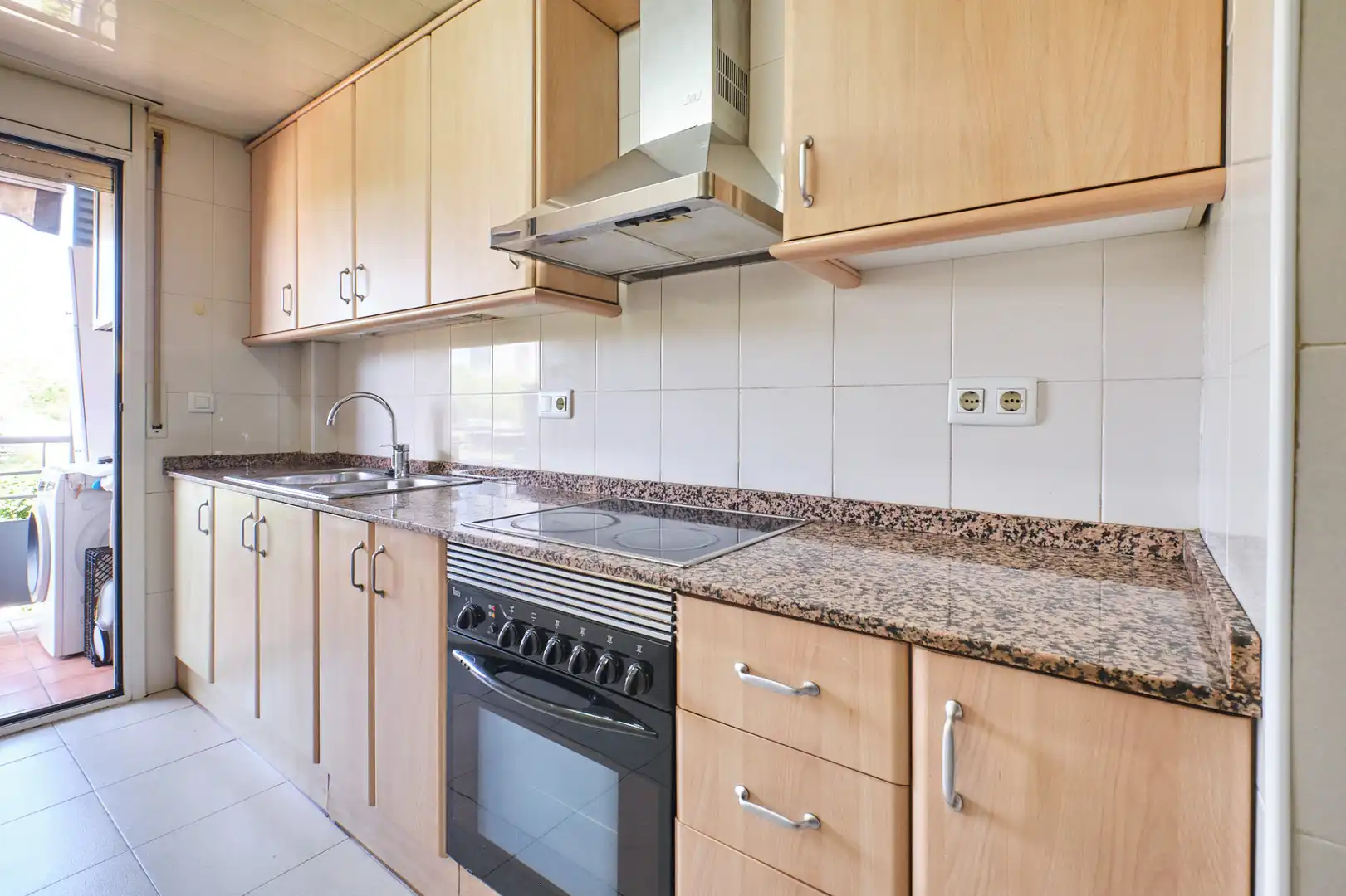 Cocina de Piso en venta en Barcelona con Aire acondicionado, Calefacción y Balcón
