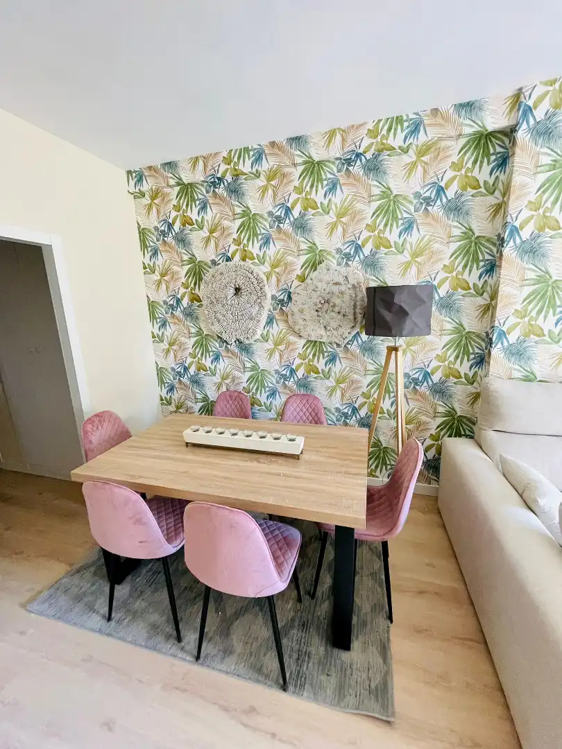 Dining room of Flat for rent in Granada  with Air Conditioner, Heating and Parquet flooring