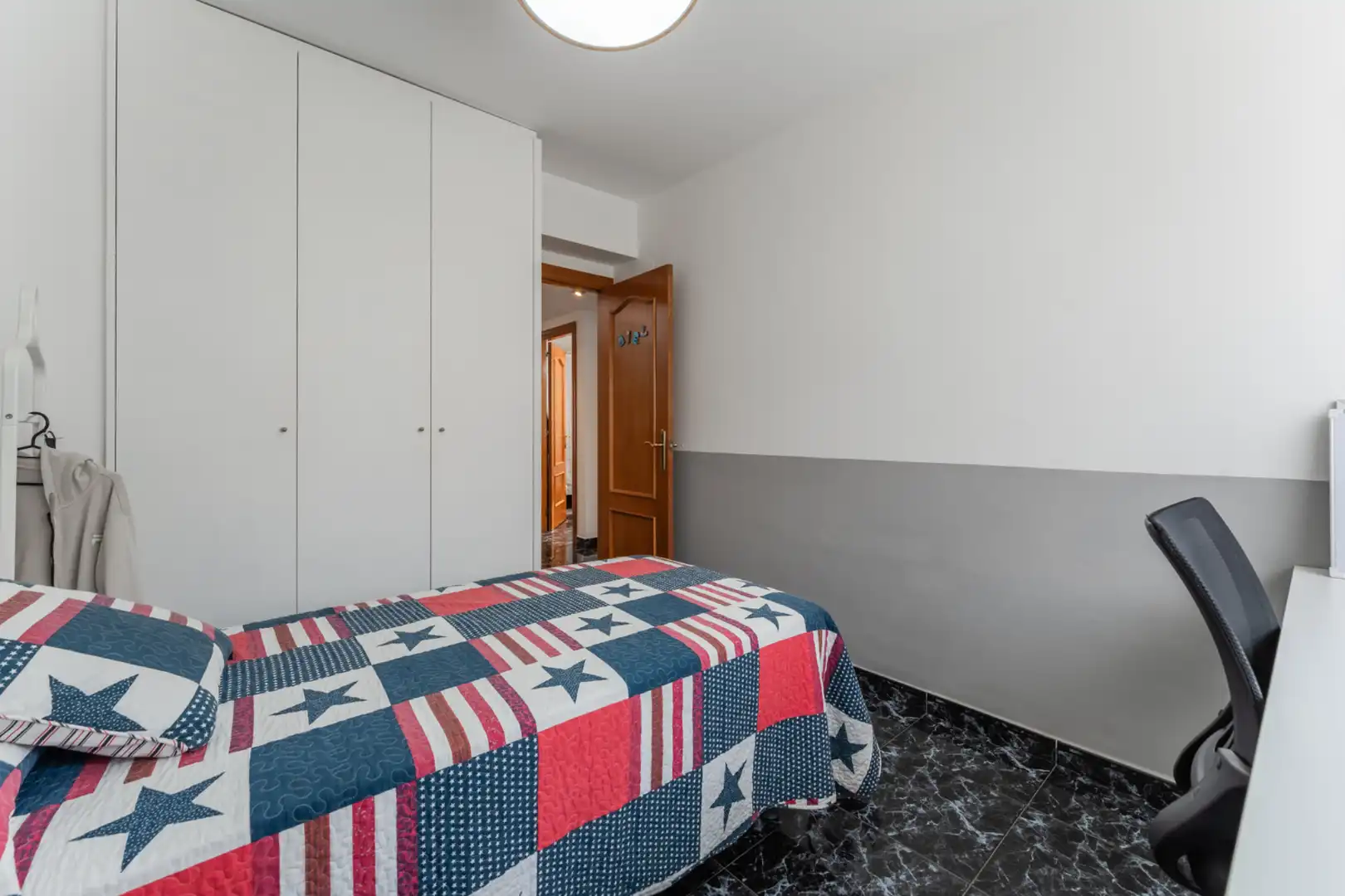 Dormitori de Casa adosada en venda en Mollet del Vallès amb Aire condicionat, Calefacció i Jardí privat