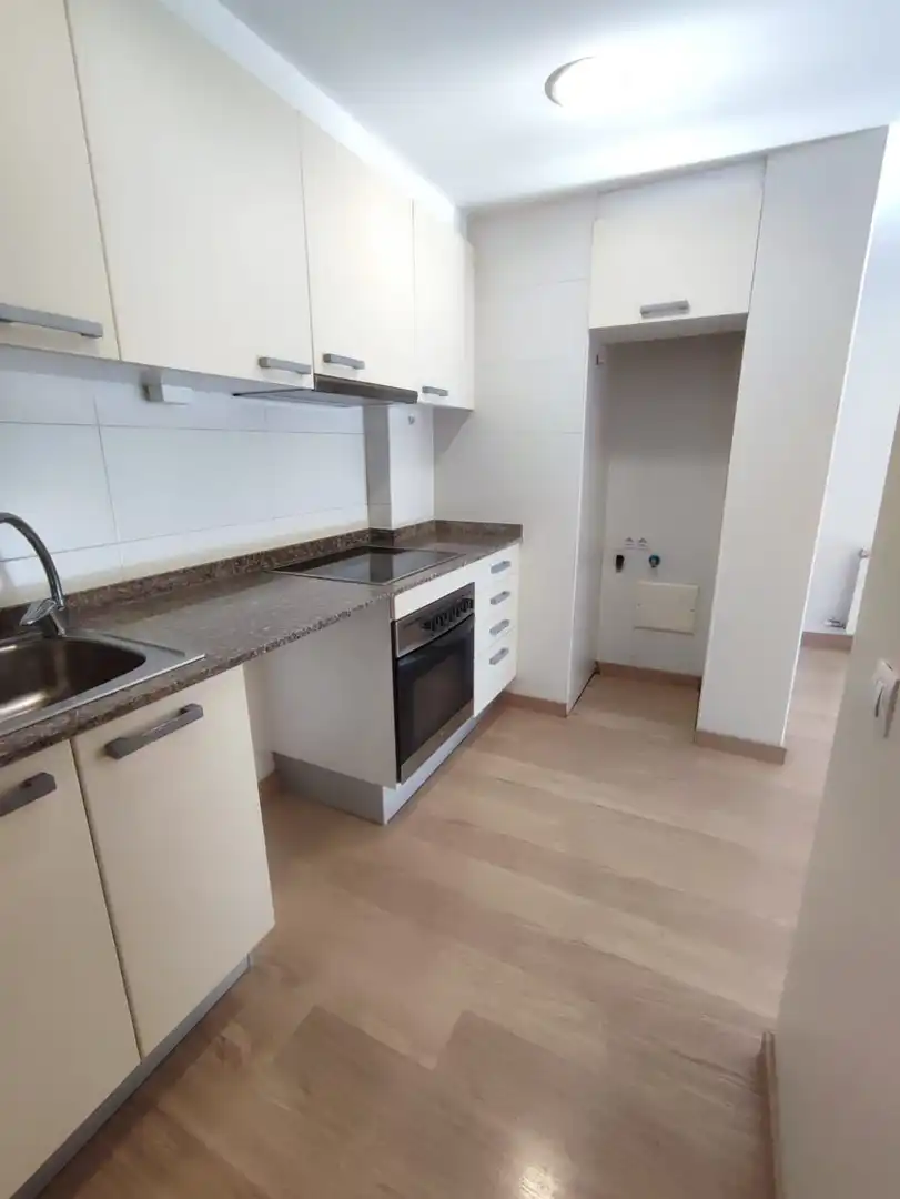 Cocina de Piso en venta en Sant Celoni con Calefacción y Trastero