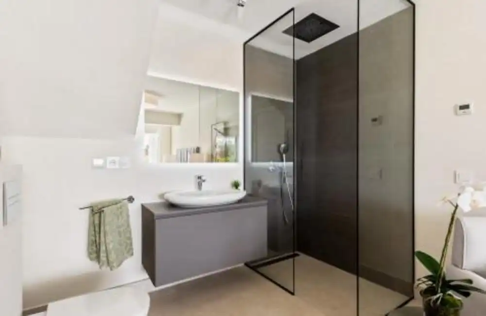 Baño de Casa o chalet en venta en Estepona con Aire acondicionado, Jardín privado y Terraza