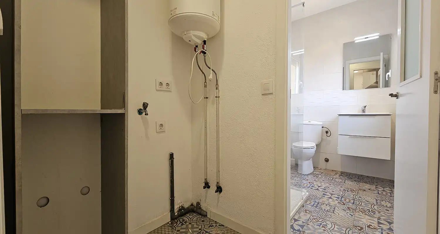 Bany de Estudi de lloguer en Riells i Viabrea amb Aire condicionat, Calefacció i Parquet