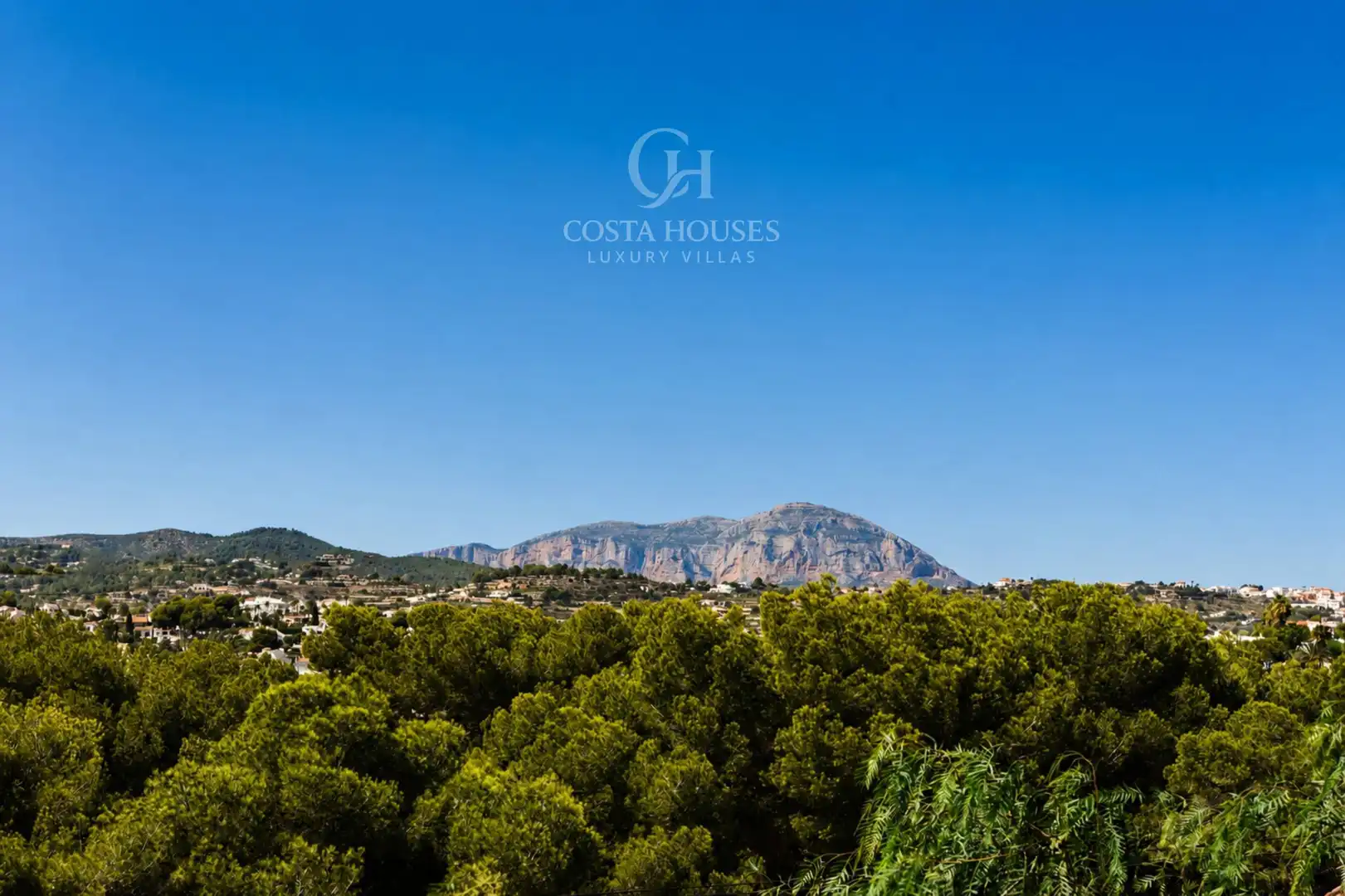 Vista exterior de Casa o xalet en venda en Moraira amb Aire condicionat, Calefacció i Jardí privat