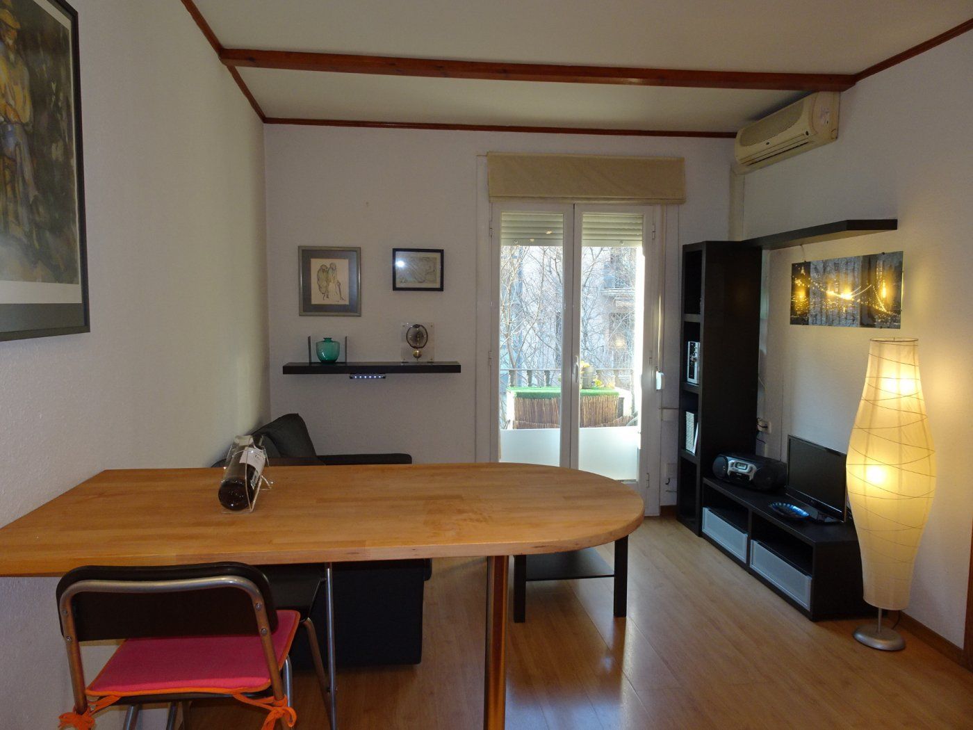 Living room of Flat for sale in  Barcelona Capital  with Air Conditioner, Heating and Parquet flooring