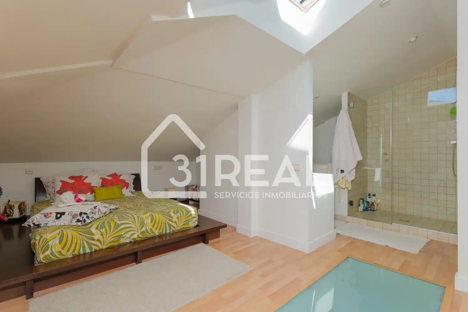 Habitación de Casa o chalet en venta en Madrid con Aire acondicionado, Calefacción y Jardín privado
