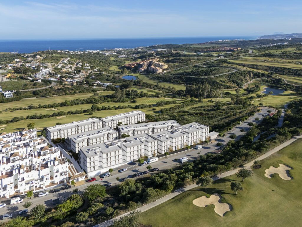 Exterior view of Flat for sale in Estepona  with Air Conditioner, Heating and Terrace