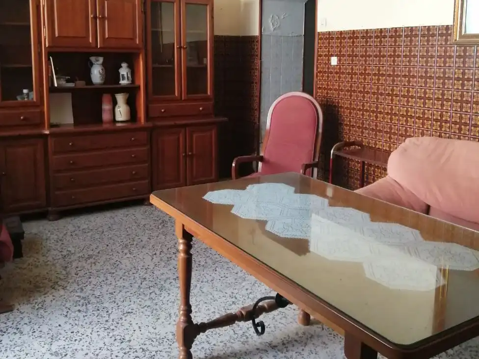 Casa con giardino in vendita a Calle Real de Utrera 99