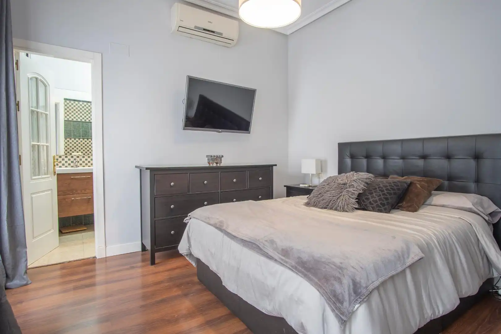Dormitori de Casa o xalet en venda en San Fernando amb Aire condicionat, Terrassa i Traster