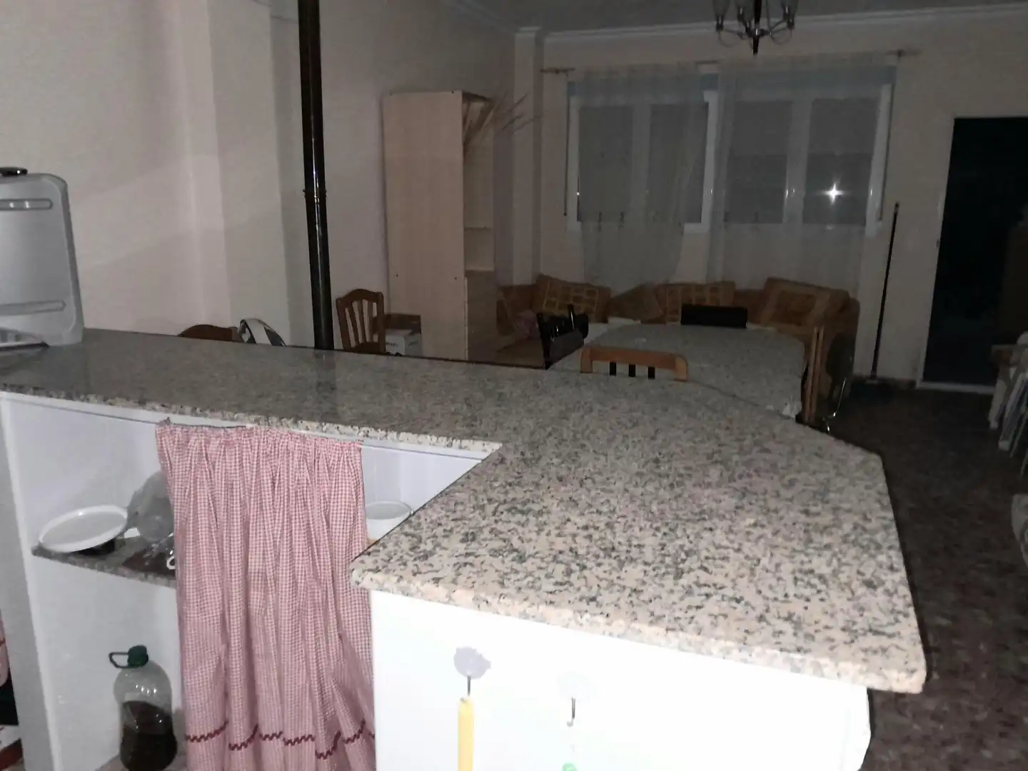 Cuina de Casa o xalet en venda en Yecla amb Calefacció, Jardí privat i Moblat