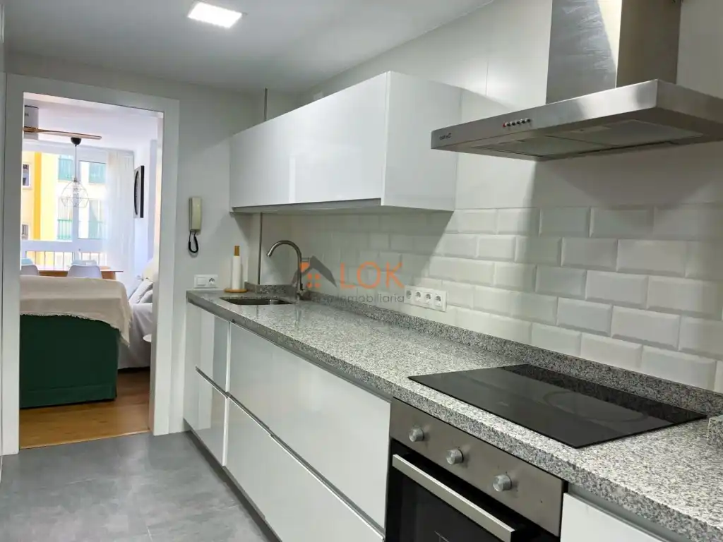 Cocina de Piso en venta en Málaga con Terraza